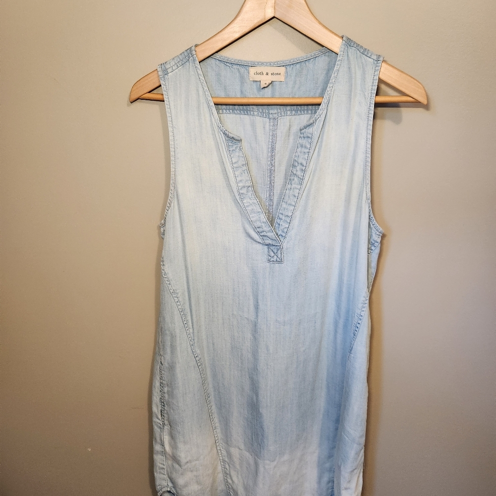 Cloth & Stone Chambray Tunic size S